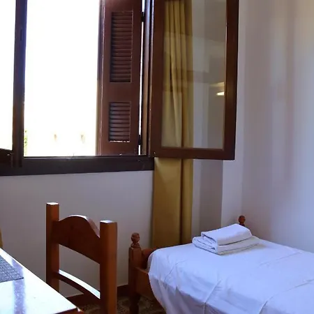 Stavros 3*