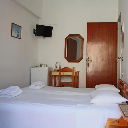 Stavros 3*
