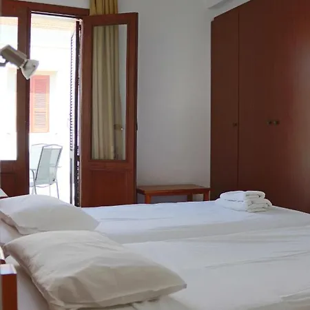 Stavros Guest house