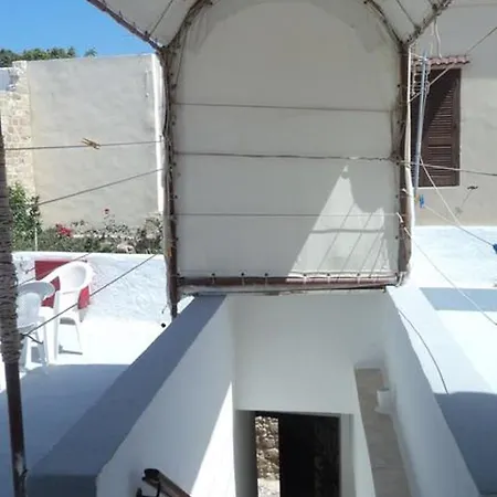 Guest house Stavros 2*