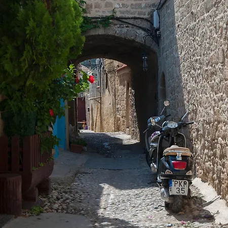 Guest house Stavros 2*