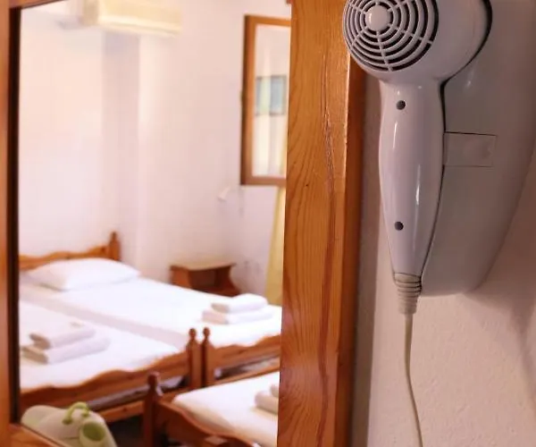 Stavros ゲストハウス