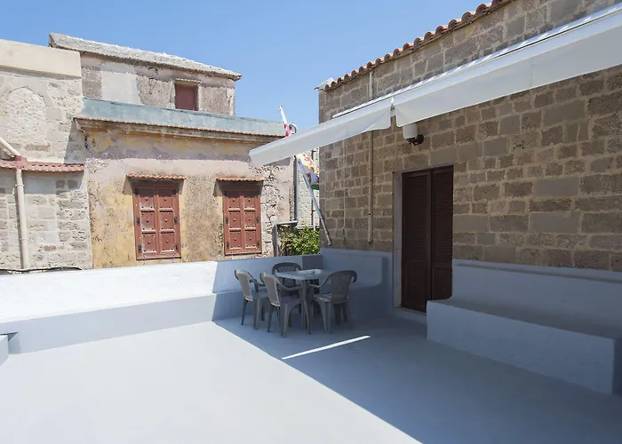 Stavros ゲストハウス